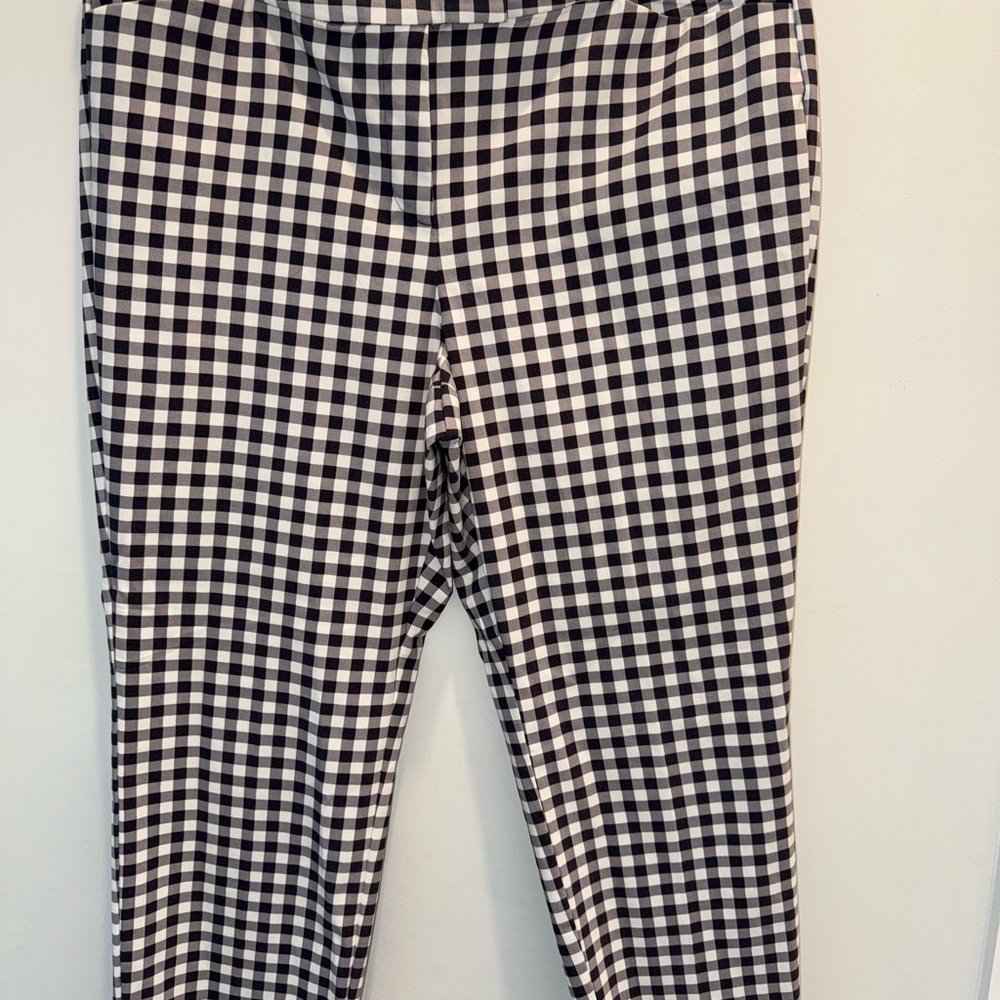Lane Bryant navy Blue and White Checkered Ankle Pants size 18 NEW without Tags